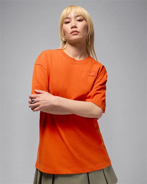Jordan Flight Essentials Women's Oversized T-Shirt. Nike IN