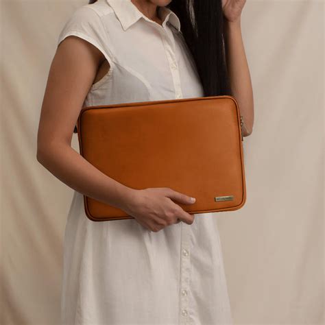 Zippered Laptop Sleeve, Vegan Leather, Tan for laptop / MacBook 35.56c