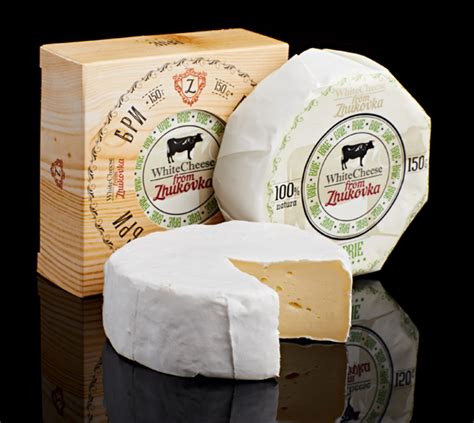 Сыр Бри (Brie) от White Cheese from Zhukovka. Купить российский Бри от ...