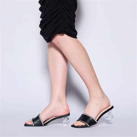 Buy Twenty Dresses by Nykaa Fashion Black Embellished Twisted Block ...