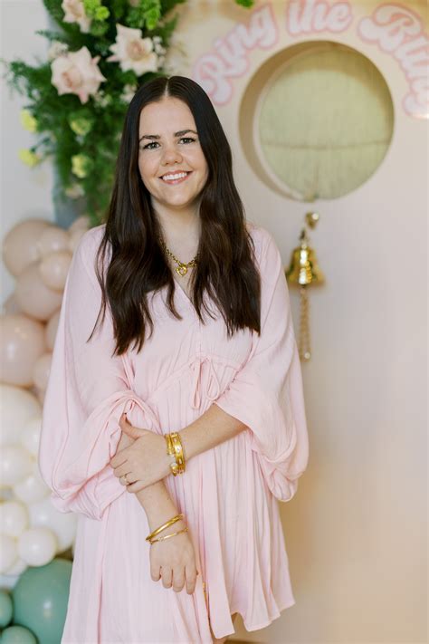 The Team — Lola & Ivy