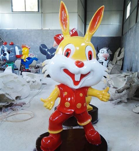 玻璃钢生肖兔雕塑-方圳雕塑厂