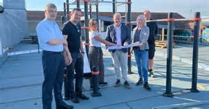 Schwandorf: Bürgerfreifläche auf dem Naab-Parkhaus nimmt Gestalt an ...