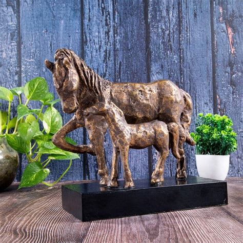 Buy Horse Stall Showpiece Online in India | Vaaree