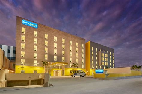 CITY EXPRESS BY MARRIOTT CANCUN AEROPUERTO - Hotel Reviews, Photos ...