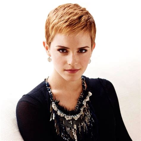 Emma Watson...close cropped pixie | Emma watson short hair, Short pixie ...