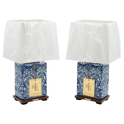PAIR OF RALPH LAUREN EX DISPLAY BLUE and WHITE CERAMiC TABLE LAMPS (1/2 ...