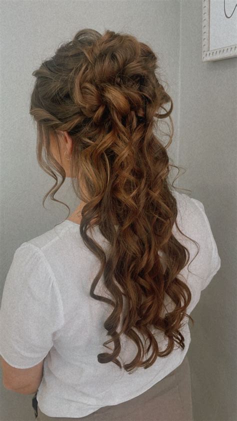 Romantic half up and down | Ball hairstyles, Prom hairstyles for long ...