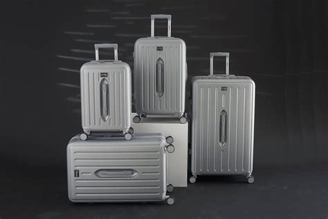 The Best Material For Hard Shell Luggage: A Buyer’s Guide