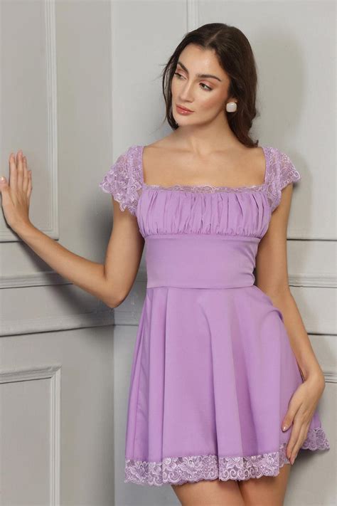 Scalloped Sleeve Cocktail Dress in Lavender – Starin