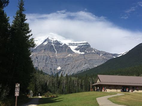 Guide to Hiking the Berg Lake Trail - HIKES NEAR VANCOUVER