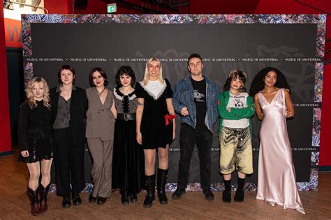 Sam Fender, Lola Young, Olivia Dean and The Last Dinner Party perform ...