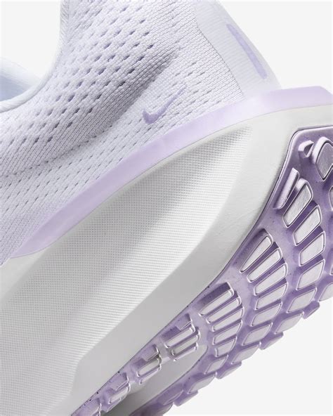 Nike Winflo 11 Women's Road Running Shoes. Nike IN