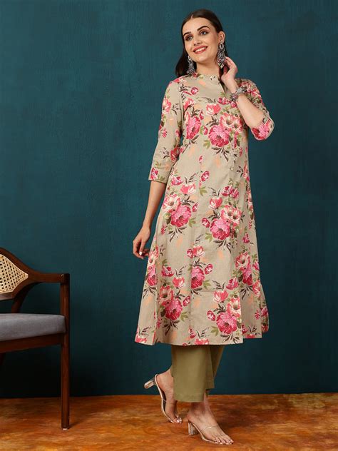 Cotton Flex Calf length Length Floral Straight 3/4 Sleeves V Kurta ...