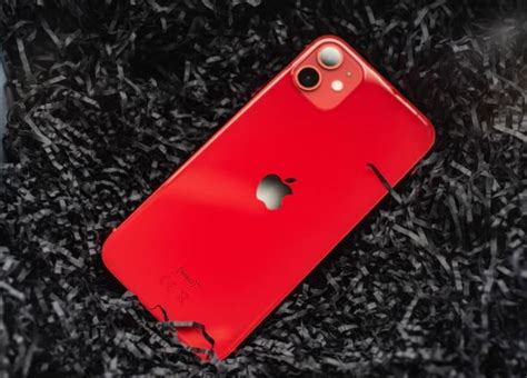 iPhone 11 और iPhone 12 के रंग उड़ रहे हैं! क्वॉलिटी इश्यू या फिर कुछ और ...