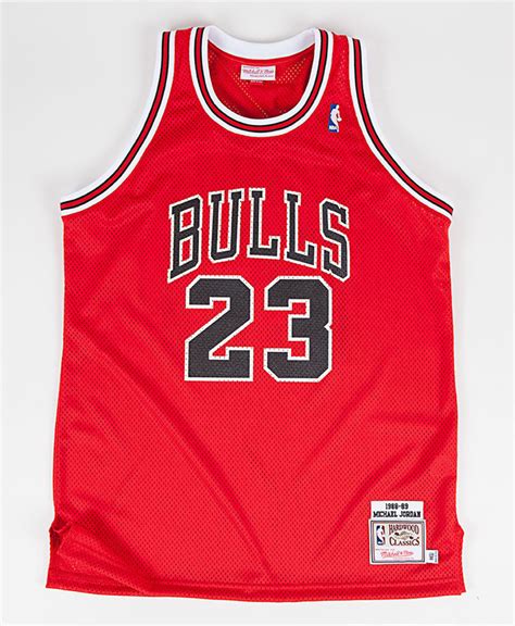 Mitchell & Ness Releases 25th Anniversary Michael Jordan 'The Shot' Jersey