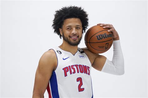 Pistons guard Cade Cunningham bulked up for 2nd NBA season | AP News