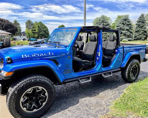 Soft top with the latches? | Jeep Gladiator (JT) News, Forum, Community - JeepGladiatorForum.com