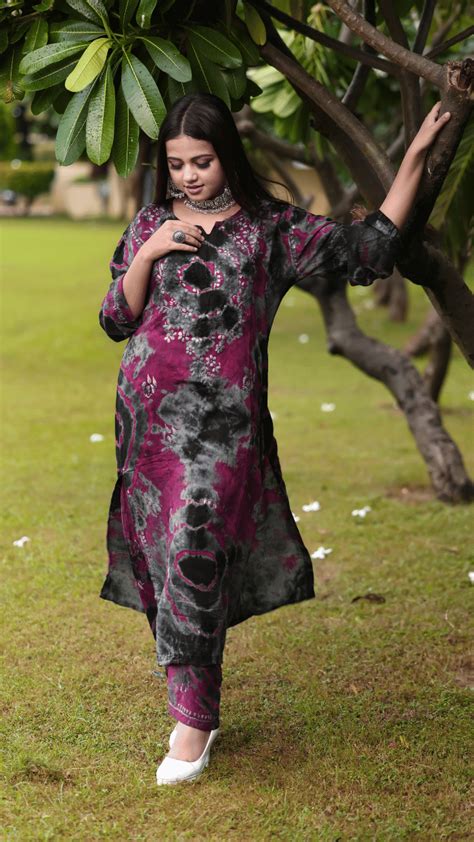 Amara tie dye co-ord set – Anahita Chikan Kari