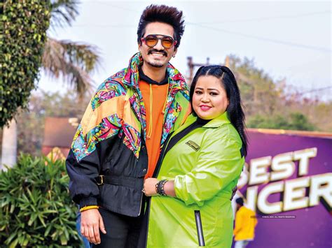 Bharti Singh and Haarsh Limbachiyaa distribute food among building ...