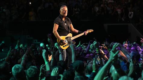 Image result for Bruce Springsteen Guitar Tutorials