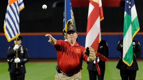 Clarkstown South High honors red bandana 9/11 hero