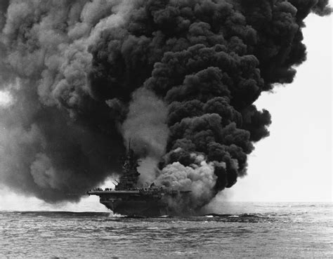 How The USS Bunker Hill Survived 2 Kamikaze Attacks - World War Wings