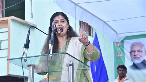 Maharashtra Politics: Pankaja Munde To Join Congress? All Eyes On BJP ...