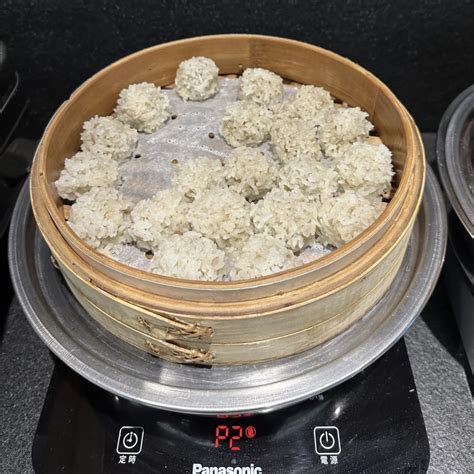 Review: Starlux Airlines Galactic Lounge Terminal 2 TPE