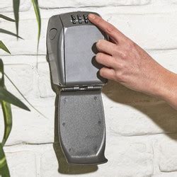 Master Lock Key Safe 的图像结果