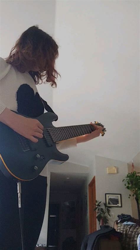 8 String Doom 的图像结果