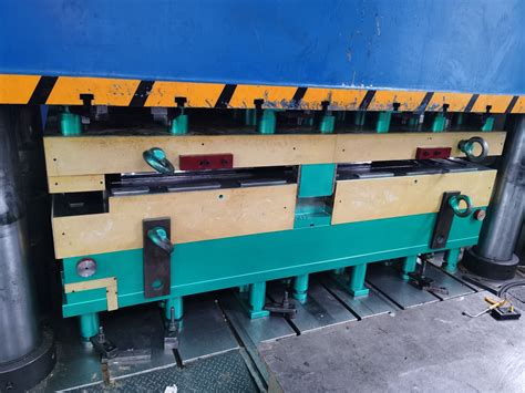 Compression Mould Design 的图像结果