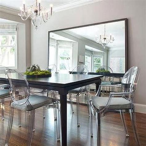 round mirror dining room