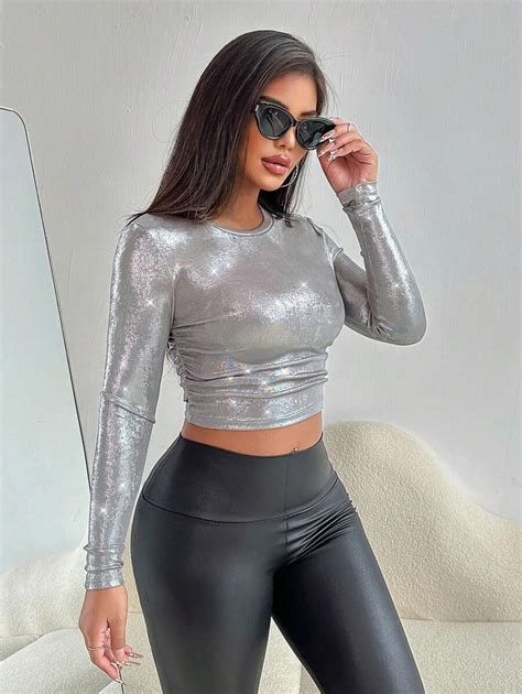 Zolique Women's Crew Neck Long Sleeve Glossy Minimalist T-Shirt, Casual ...