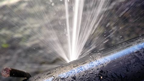 5 Ways To Fix A Burst Water Pipe ‐ Woolf Plumbing