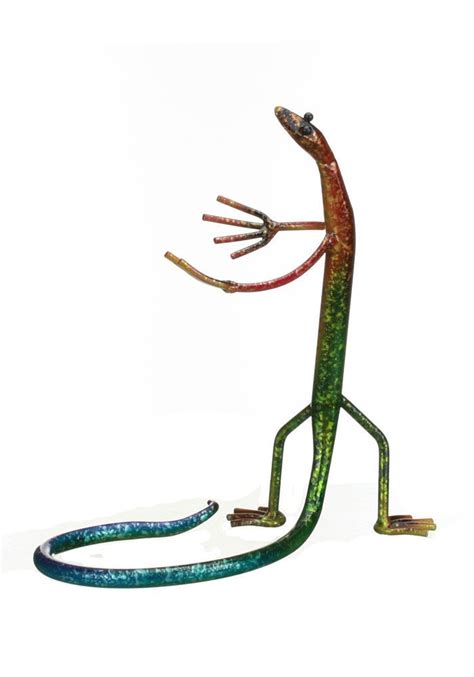 Prairie Schooner Gecko Holding a Wine Bottle Holder 9.5" Tall : Amazon ...