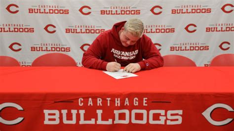 Carthage's Kash Courtney signs with Arkansas Razorbacks