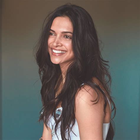 Micro-trend: Maang tikka mohawks | Vogue India