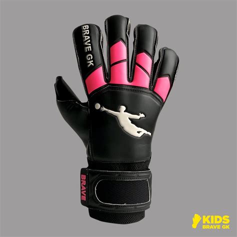 Kids goalkeeper gloves. Cheap professional kids goalkeeper gloves |Brave GK