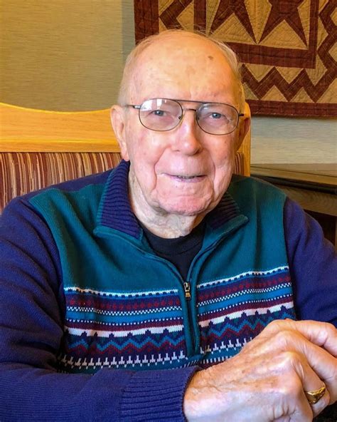 Obituary Listing | Hollinger Funeral Home