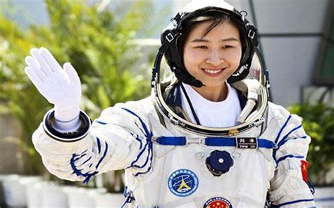 十年后再上太空，刘洋说航天事业呼唤更多女性加入航天员队伍