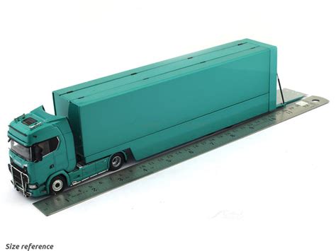 Scania V8 730S Aston Martin Transporter 1:64 Kengfai scale model ...