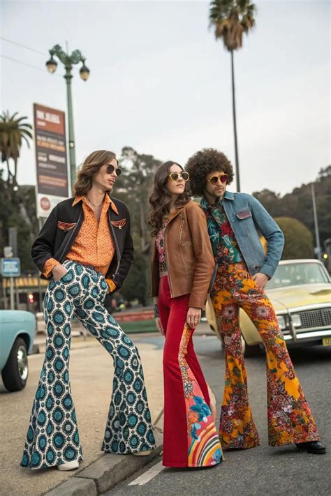 9+ Groovy Ideas for a 70s-Themed Party | 70s fashion disco, 70s themed ...