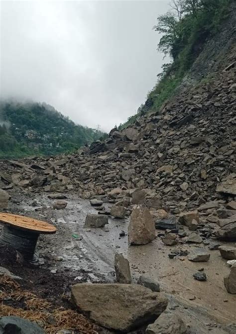 2 tourists from Hyderabad dead after being hit by boulders following ...