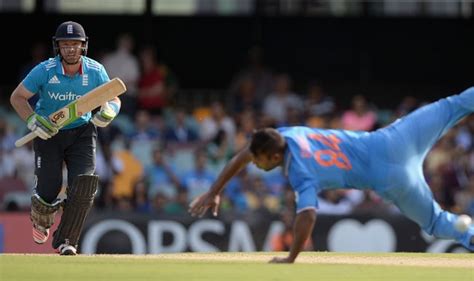 Live Cricket Scoreboard & Ball by Ball Commentary of India vs England ...