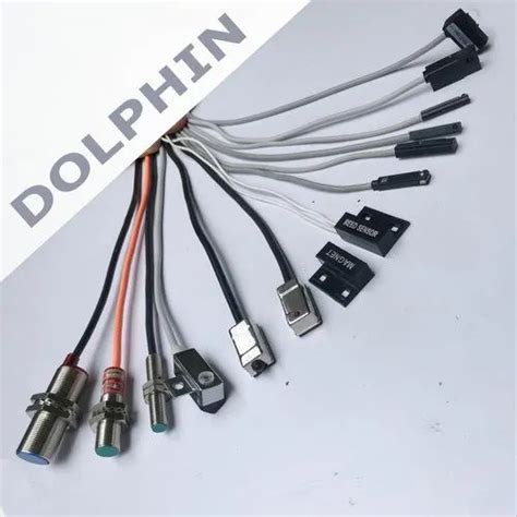 Pneumatic Sensor - Cs1-f Pneumatic Magnetic Sensor Dolphin Make, Sn ...