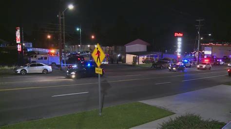 Shooting leaves one man dead in parking lot of motel in Portland | kgw.com