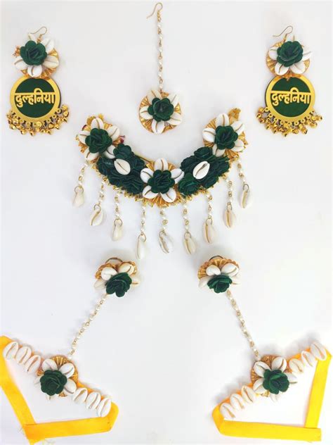 Green Flowers Mehndi Set: Perfect Bridal Jewellery | Wedding and Gift Items