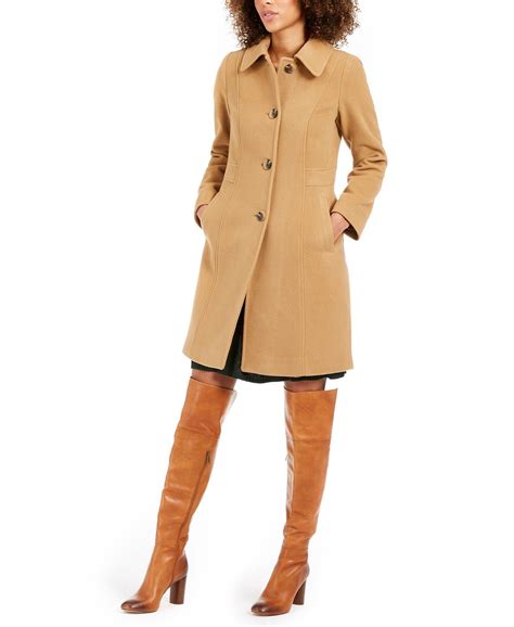 The Complete Coat Guide for Petite Women | Coat, Camel coat women ...
