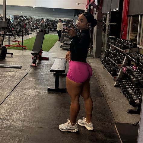 Tyesha Sosa 🇩🇴 | My Bawdy iss soooo tea 😮‍💨 - New Define 2.0 Steel Grey ...